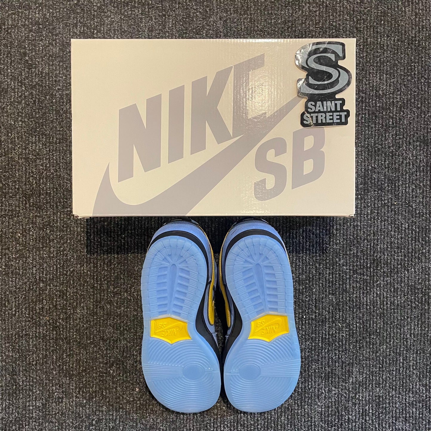 Nike SB Dunk X The Powerpuff Girls 'Bubbles'