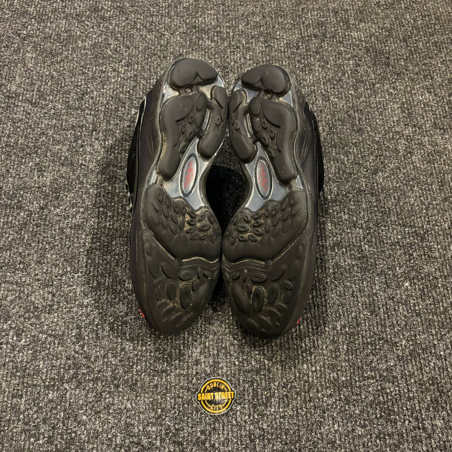 Nike Spiridon Triple Black