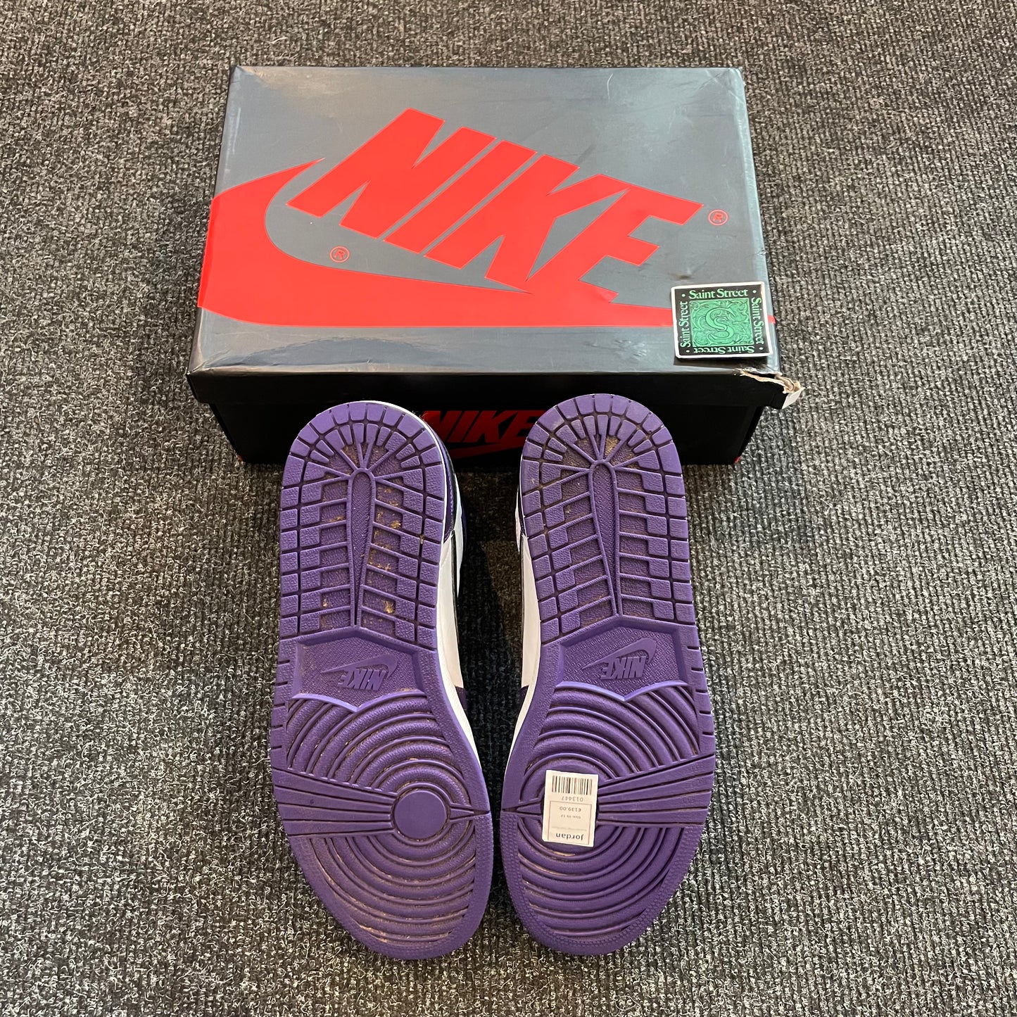 Air Jordan 1 High 'Court Purple'