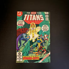 Load image into Gallery viewer, The New Teen Titans #25
