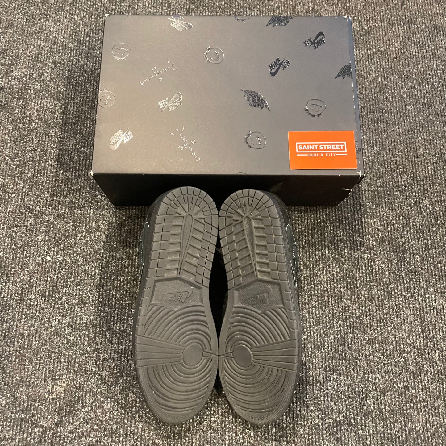 Air Jordan 1 Low X Travis Scott 'Phantom