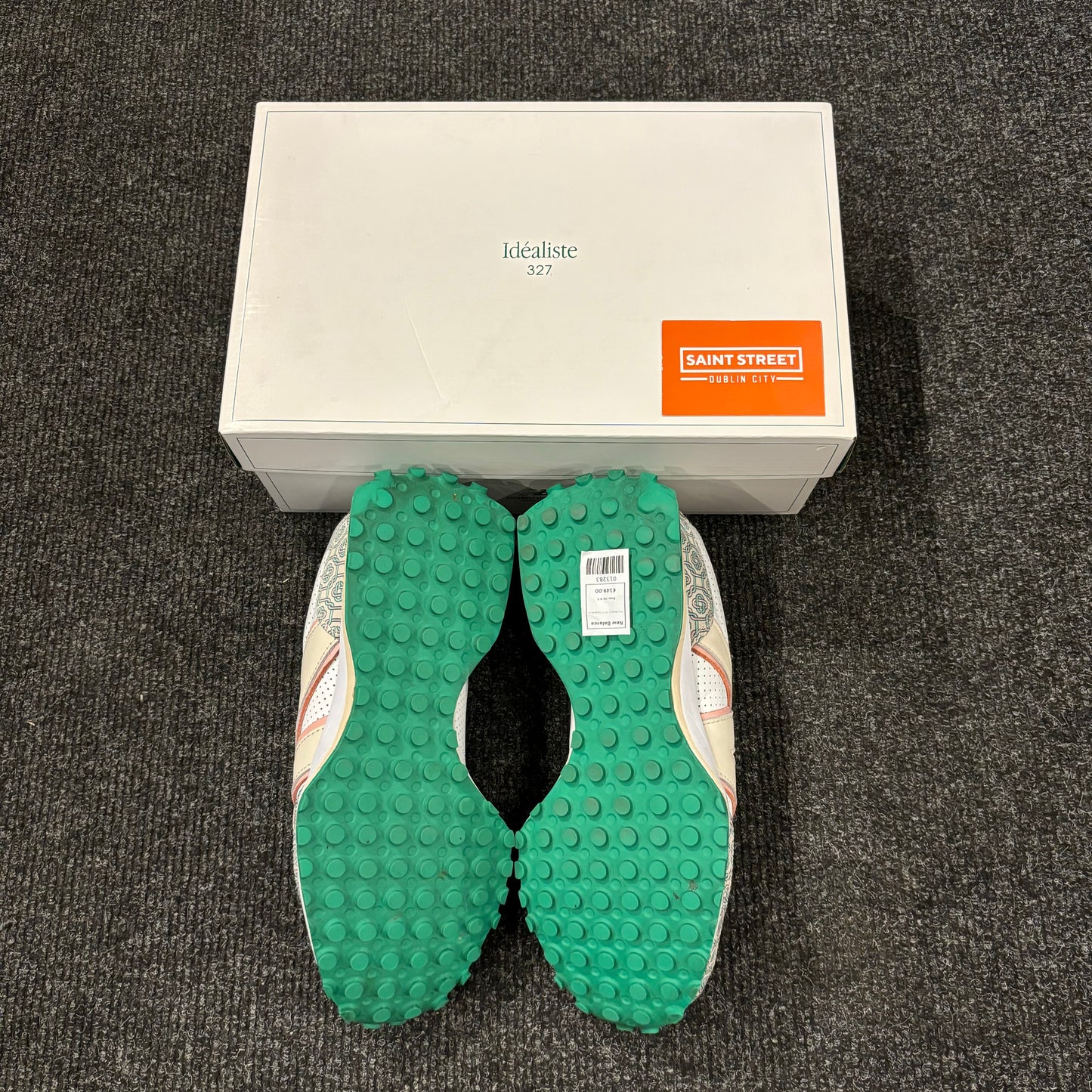 New Balance 327 X Casablanca