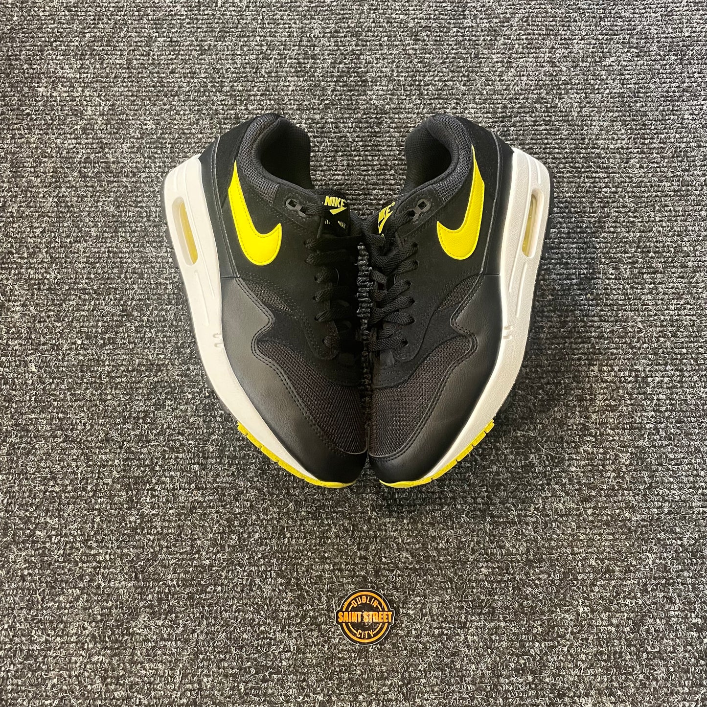 Nike Air Max 1 Black/Yellow