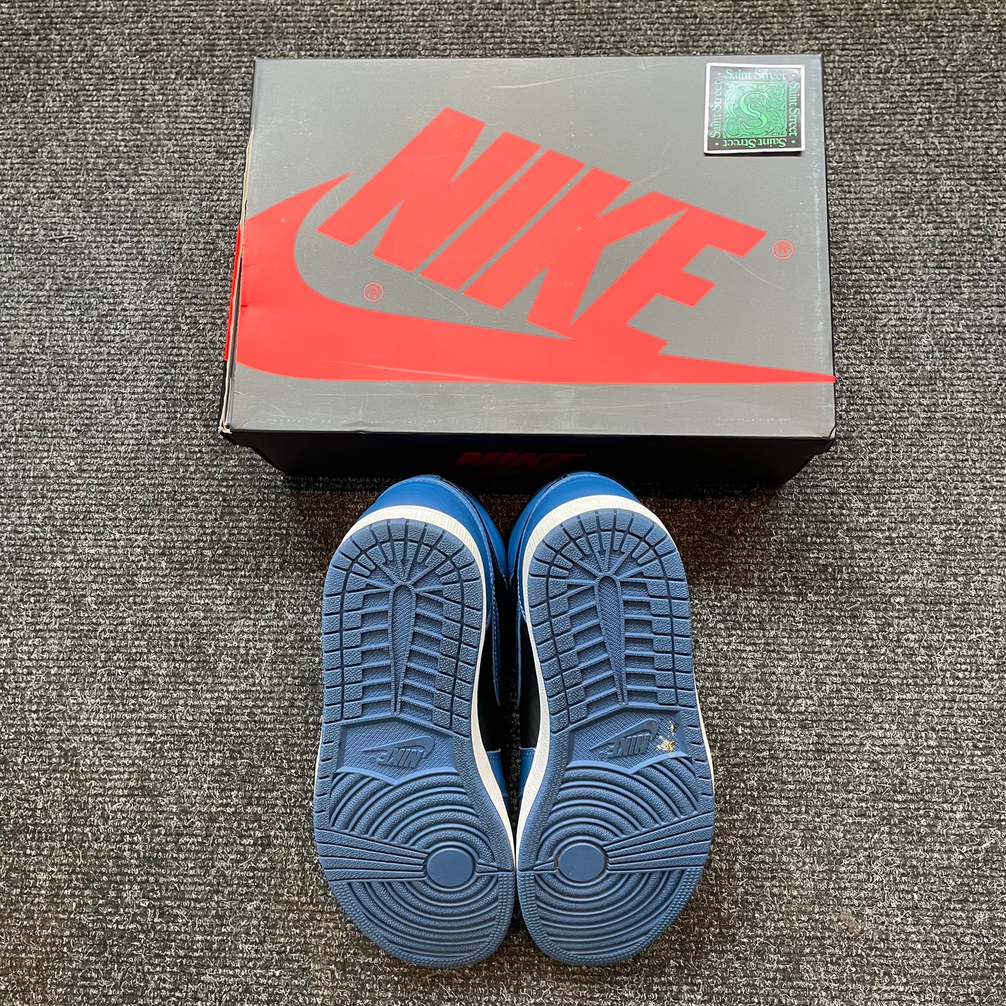 Air Jordan 1 High 'Dark Marina Blue'