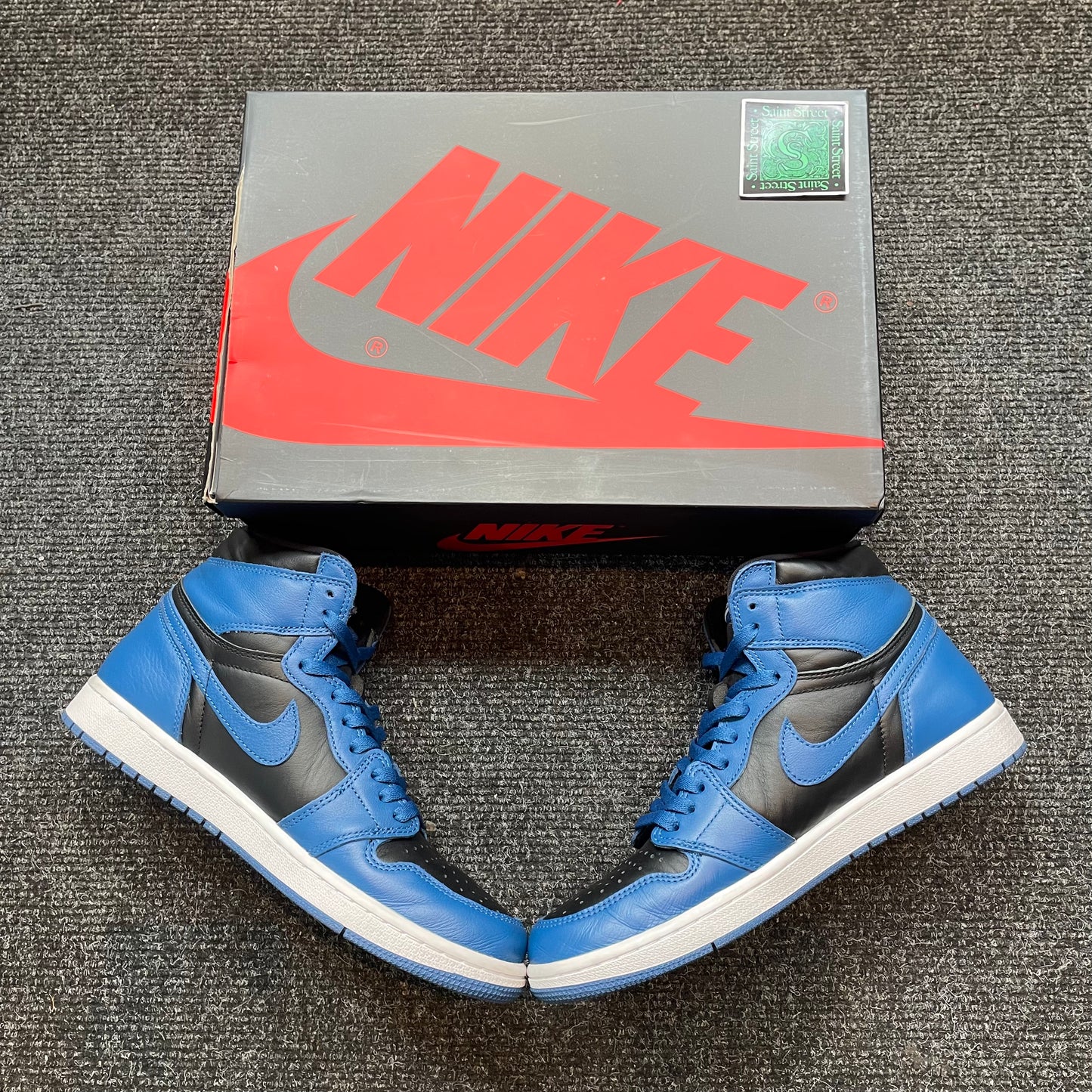 Air Jordan 1 High 'Dark Marina Blue'