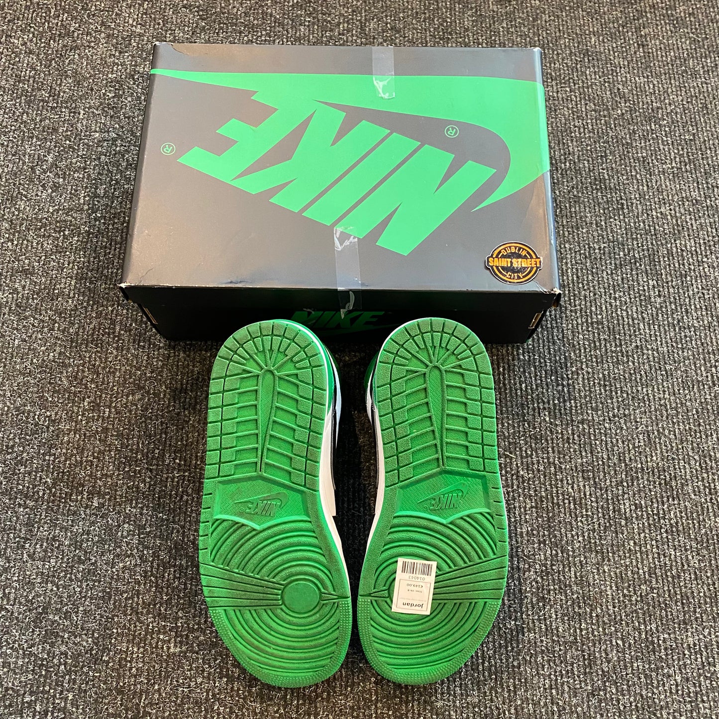 Air Jordan 1 High 'Pine Green'