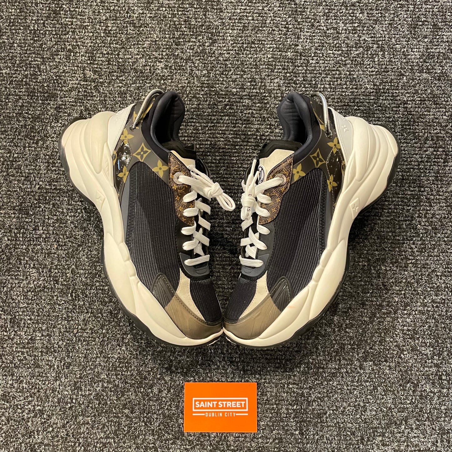 Louis Vuitton 55 Sneakers