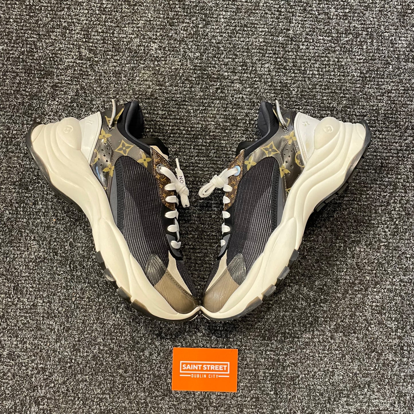 Louis Vuitton 55 Sneakers