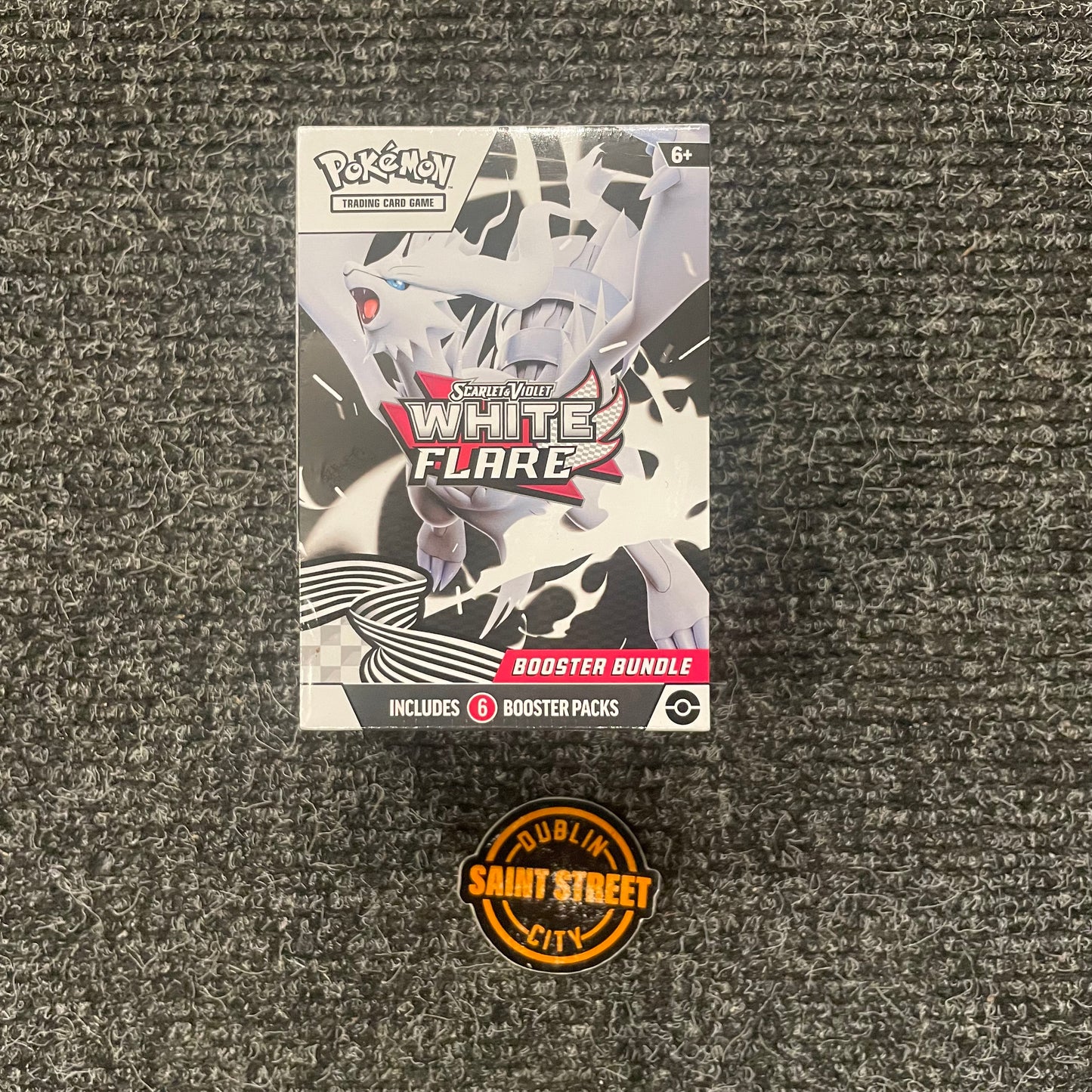 Pokemon White Flare Booster Bundle