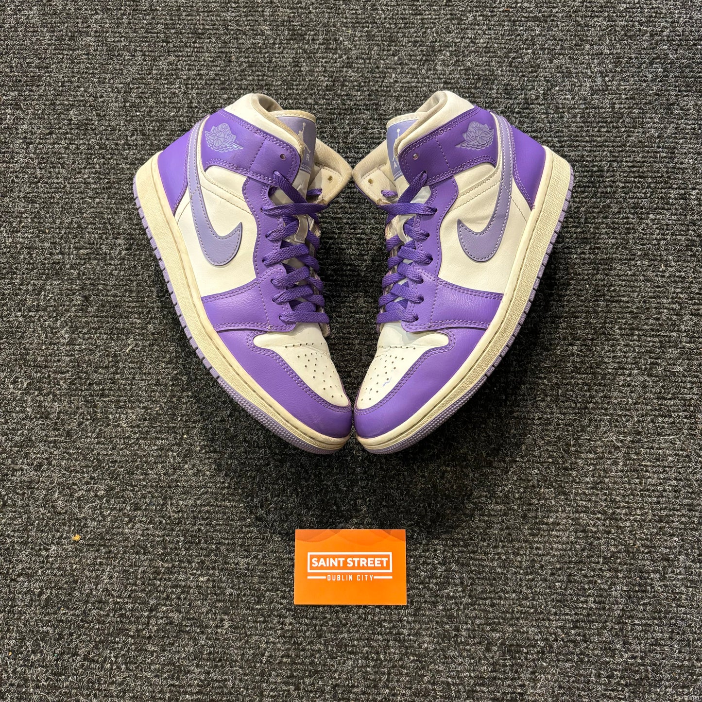 Air Jordan 1 Mid Purple