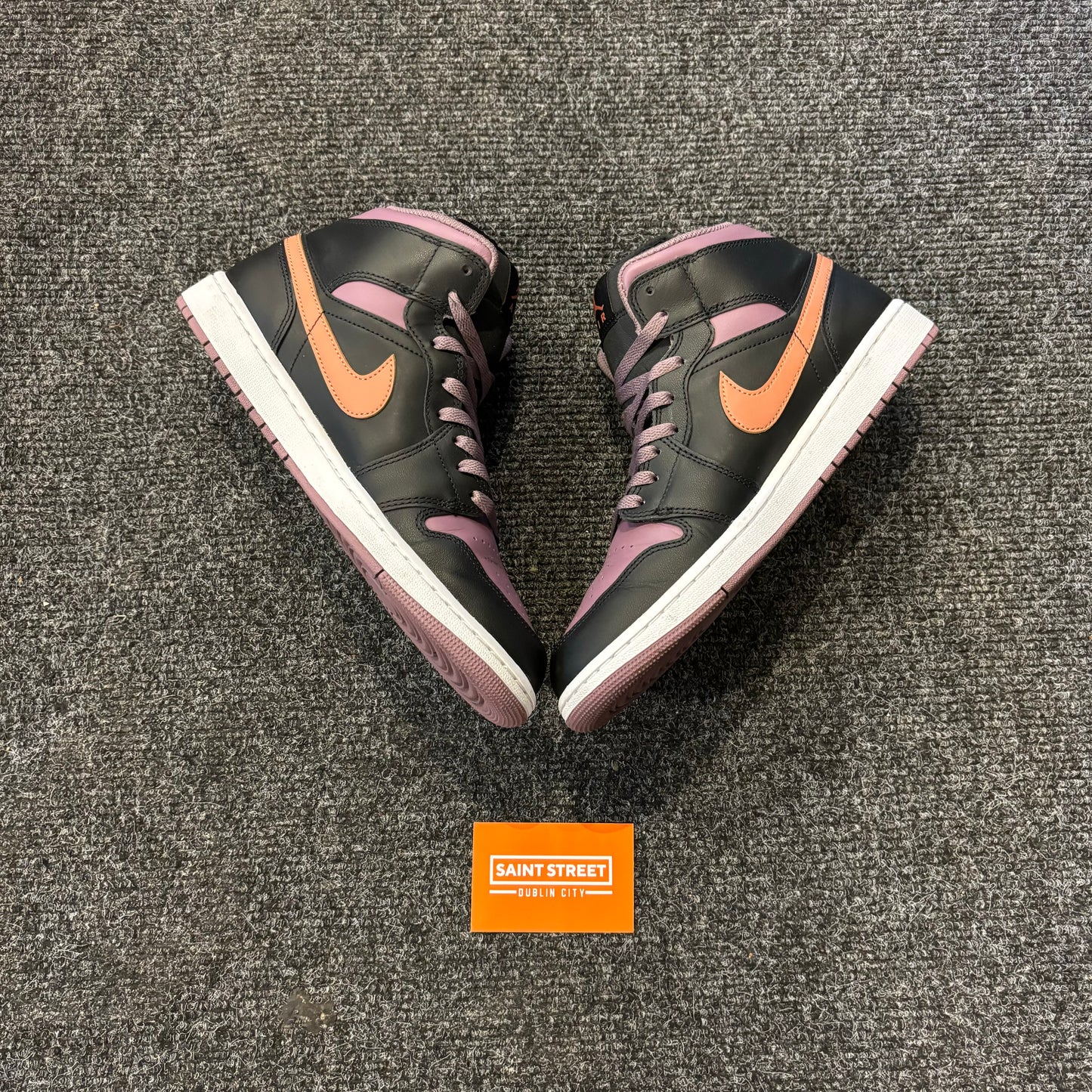Jordan 1 Mid Maroon Black