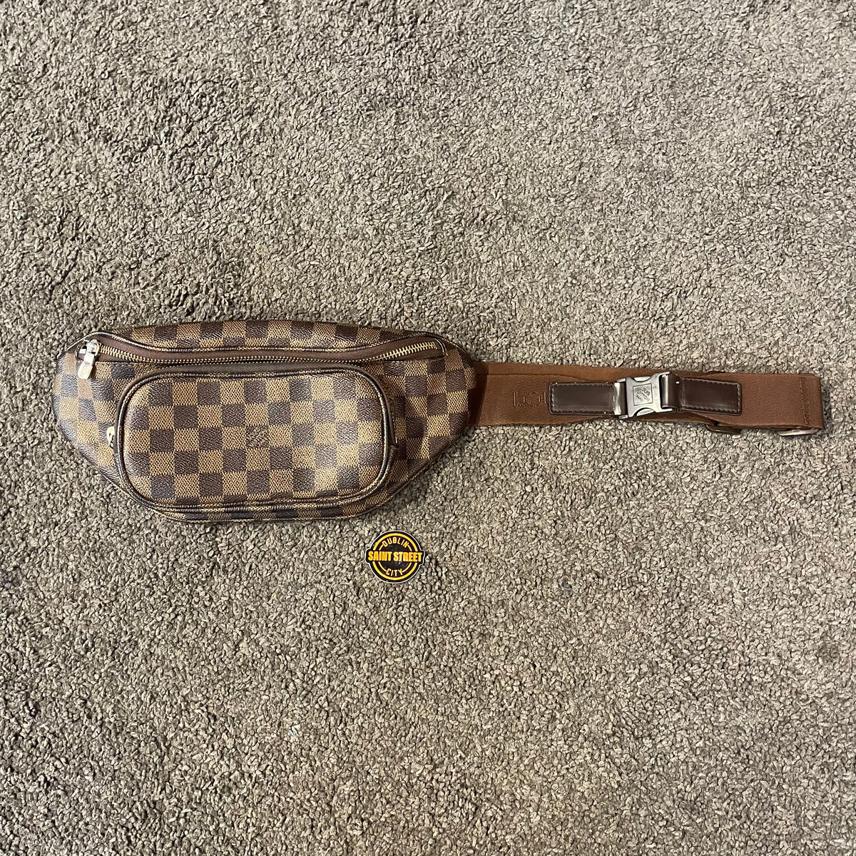 Bumbag lv price sale
