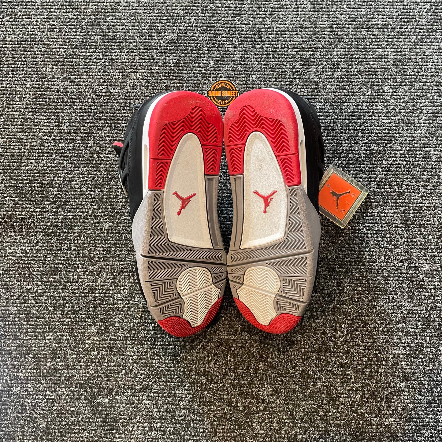 Air Jordan 4 'Bred' (2012)