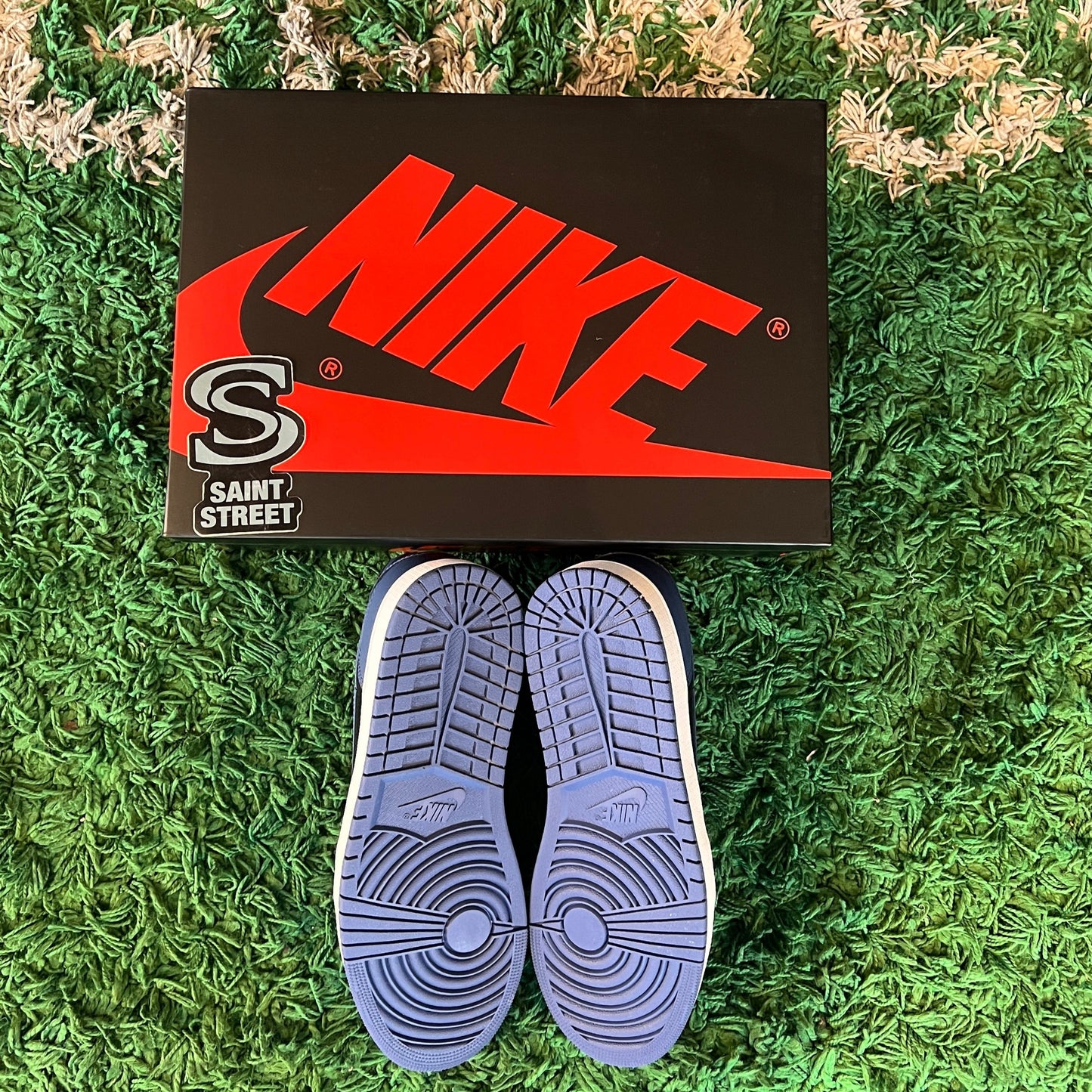 Air Jordan 1 Low 'Mystic Navy'