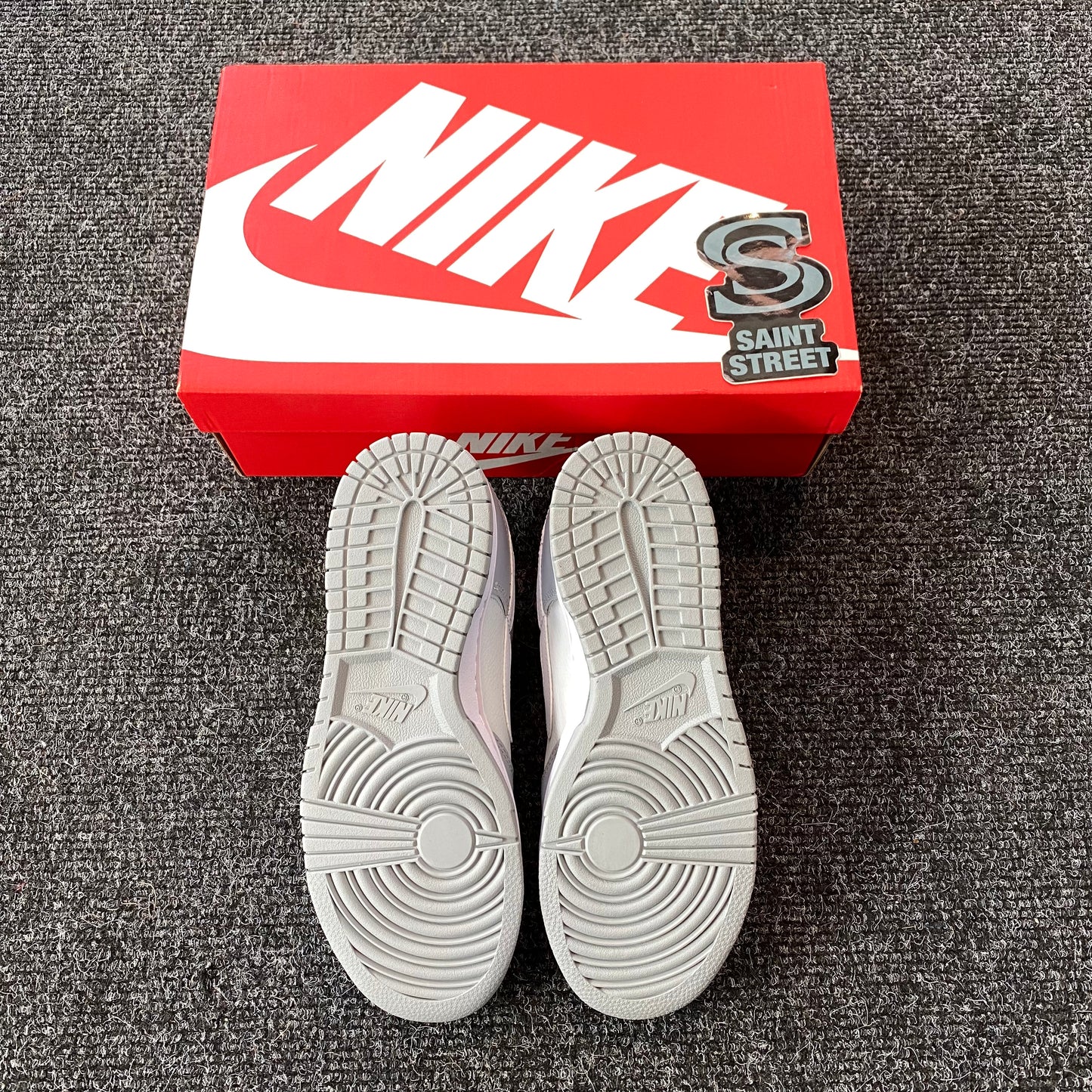 Nike Dunk Low 'Two Tone'