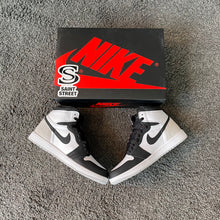 Load image into Gallery viewer, Air Jordan 1 High &#39;Stage Haze&#39;
