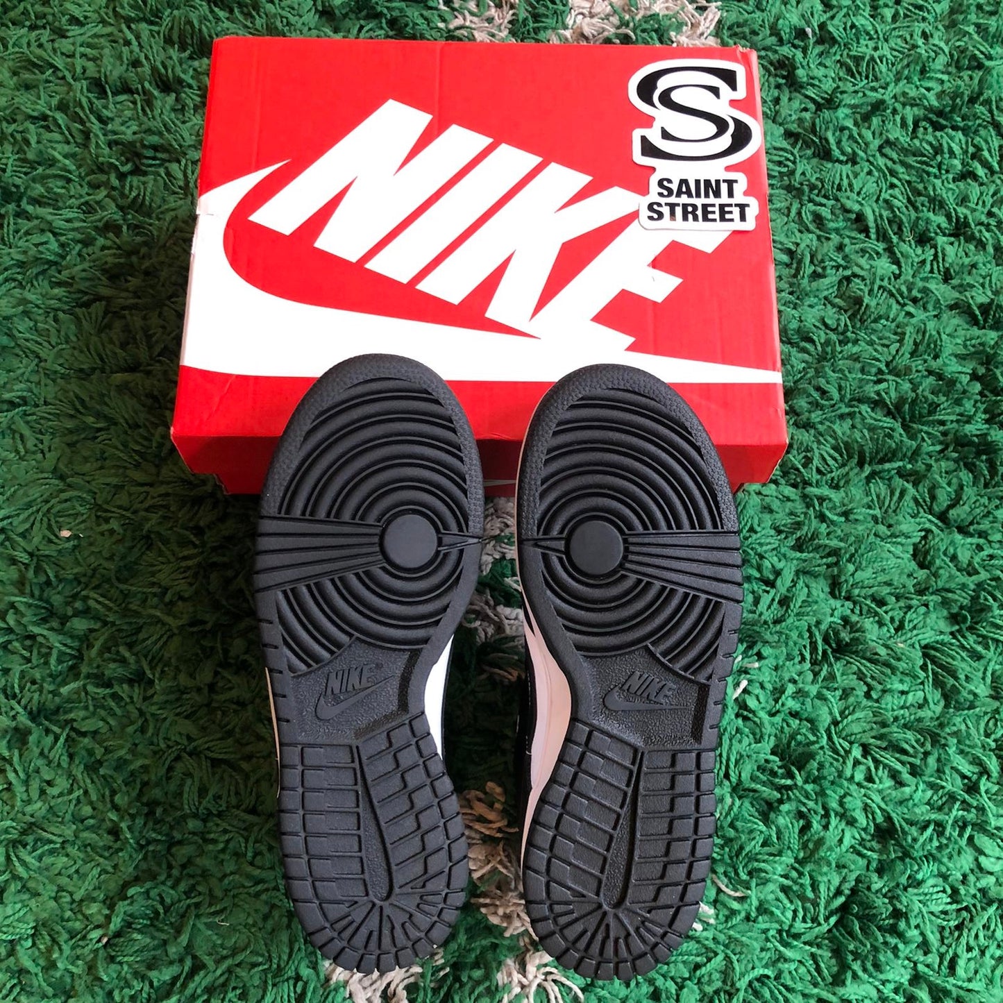 Nike Dunk Low 'Panda' (GS)