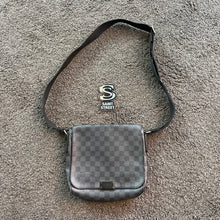 Load image into Gallery viewer, Louis Vuitton Damier Bag
