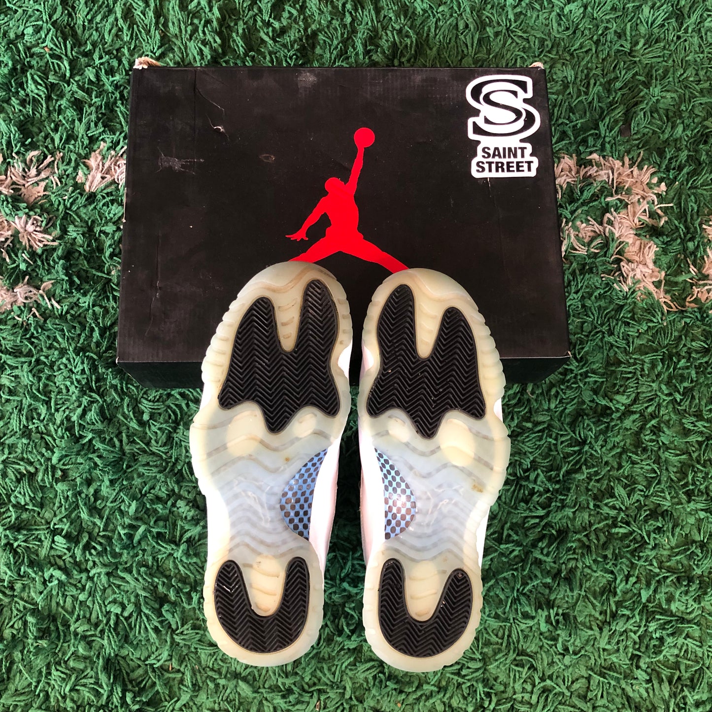 Air Jordan 11 'Legend Blue'