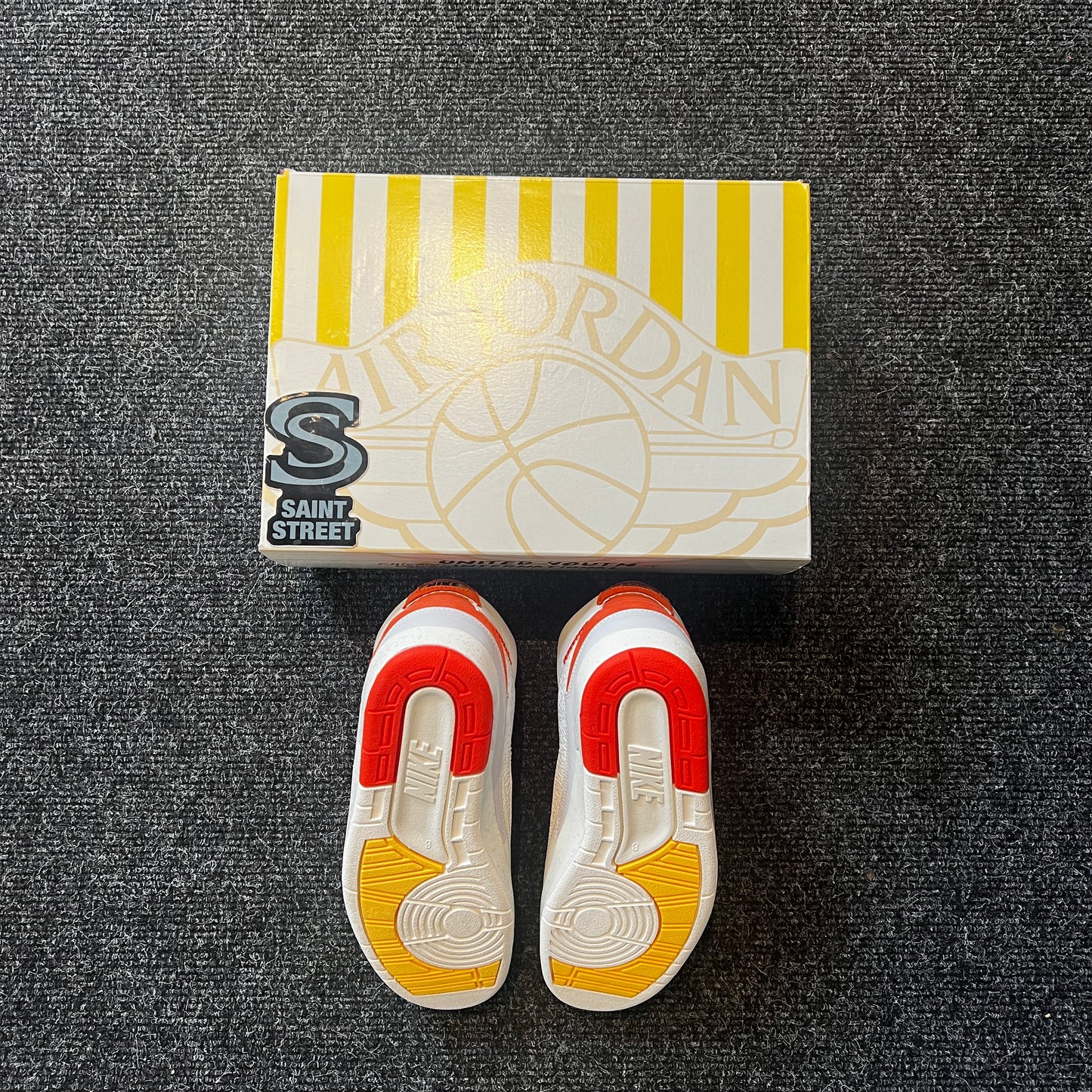 Air Jordan 2 'Maison Chateau Rouge'