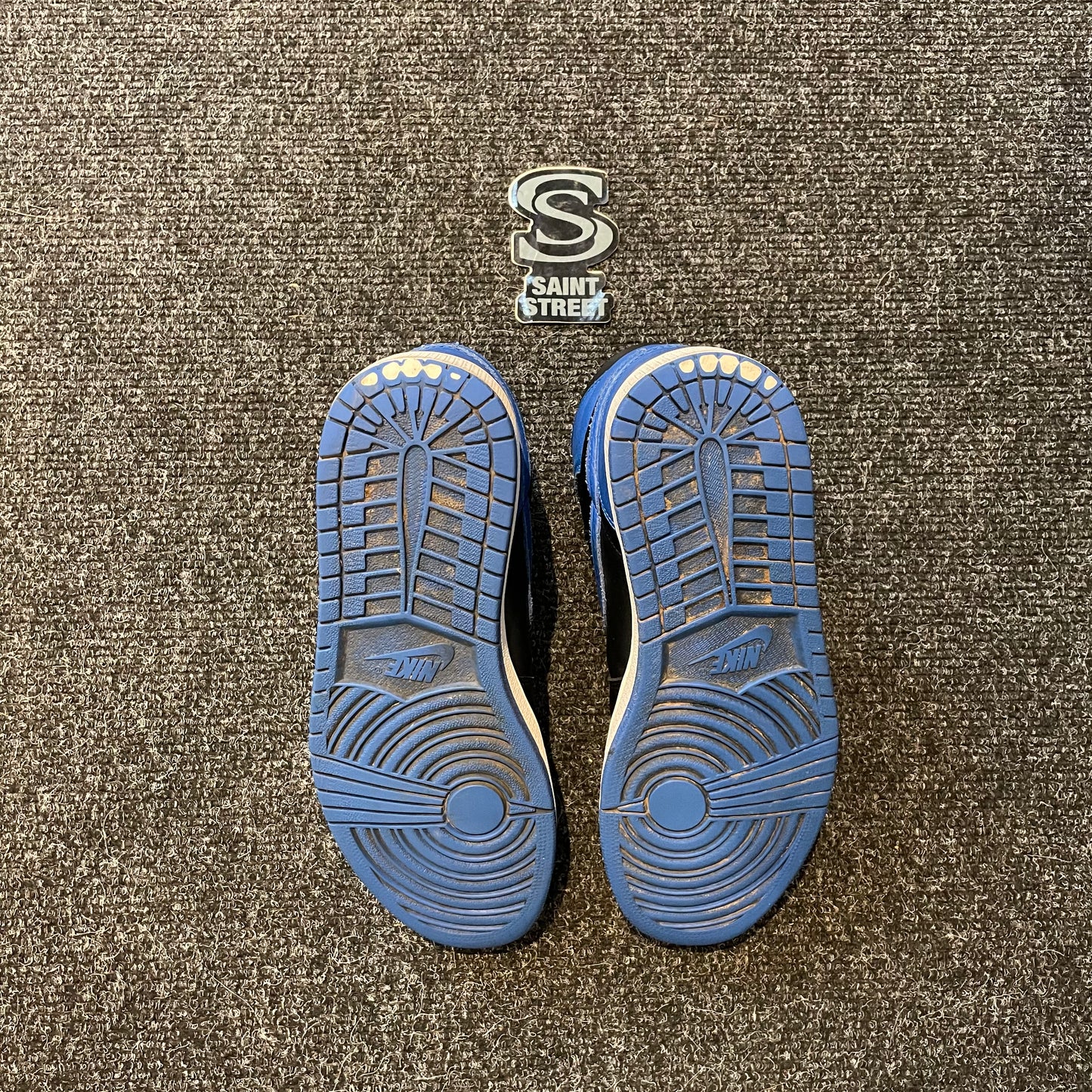 Air Jordan 1 High 'Royal'