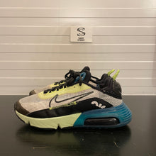 Load image into Gallery viewer, Nike Air Max 2090 &#39;Volt&#39; (Online only)
