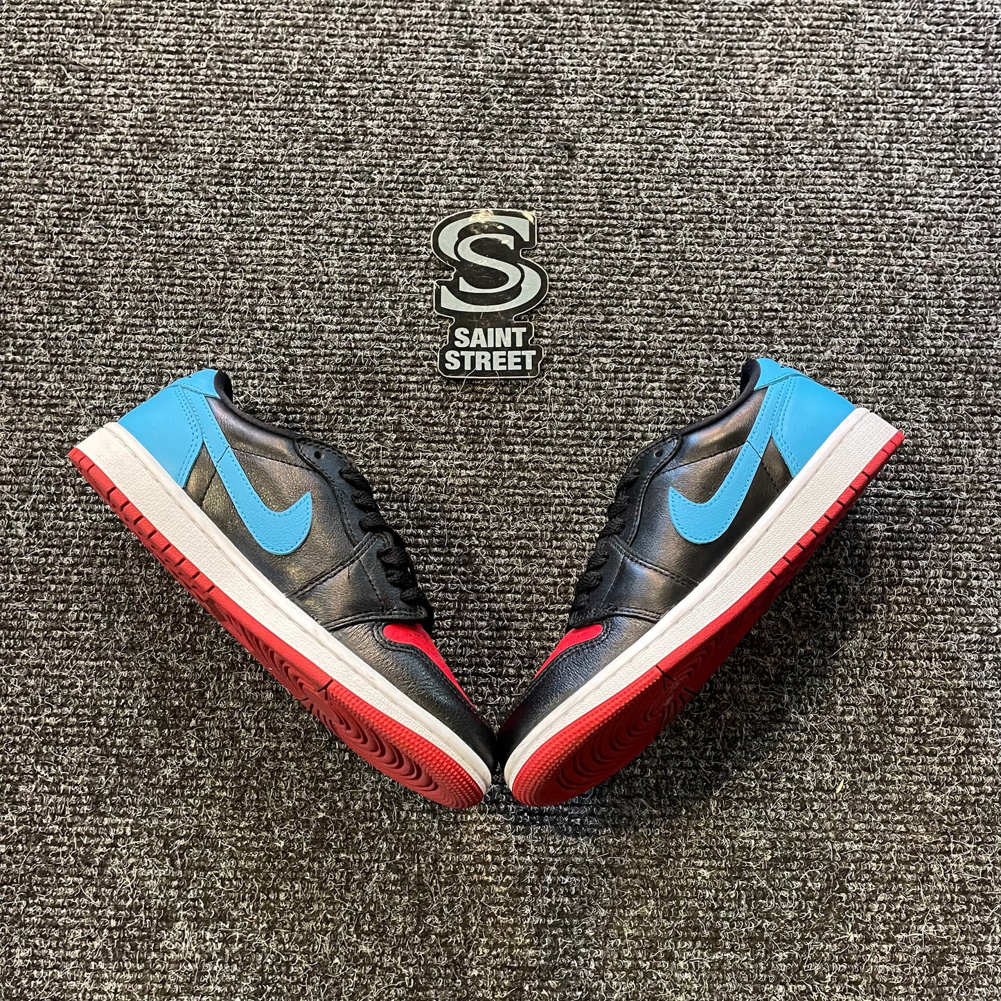 Jordan 1 Low 'UNC To Chi'