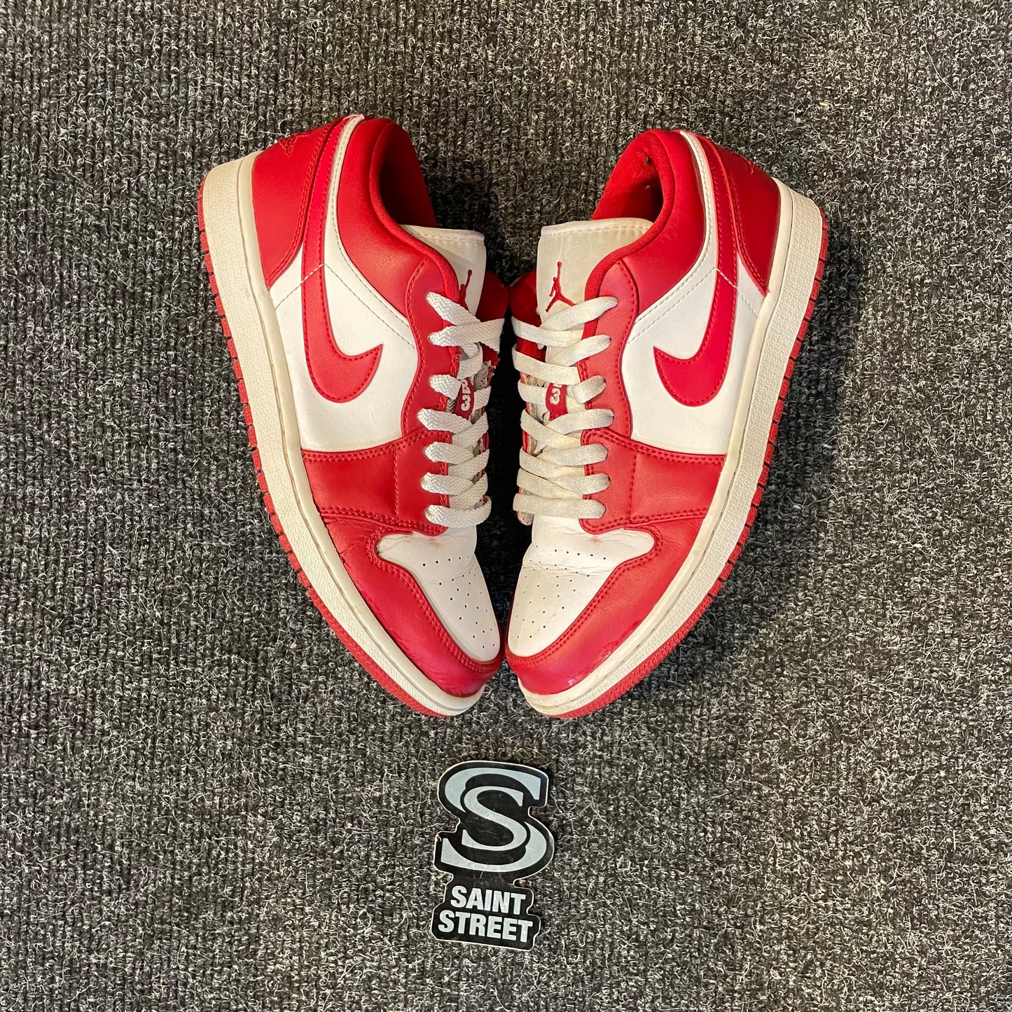 Air Jordan 1 Low 'University Red'