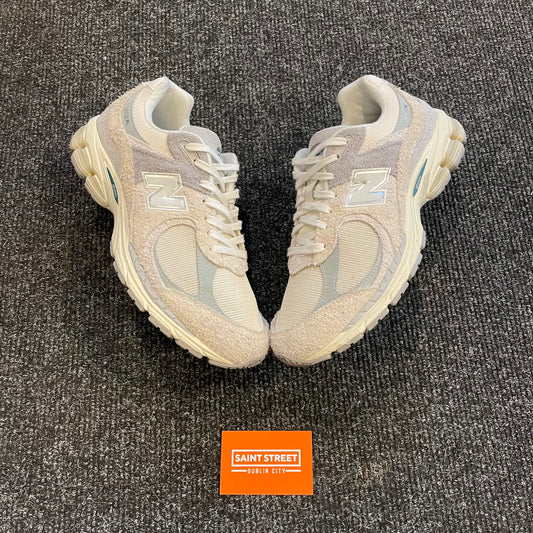 New Balance 2002r Beige/Grey