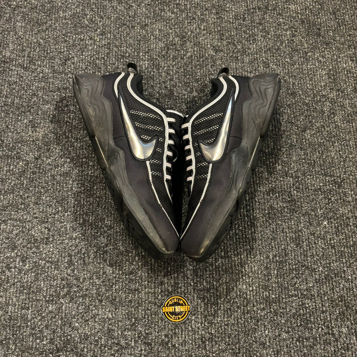 Nike Spiridon Triple Black