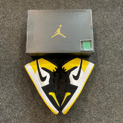 Air Jordan 1 Mid 'New Love'