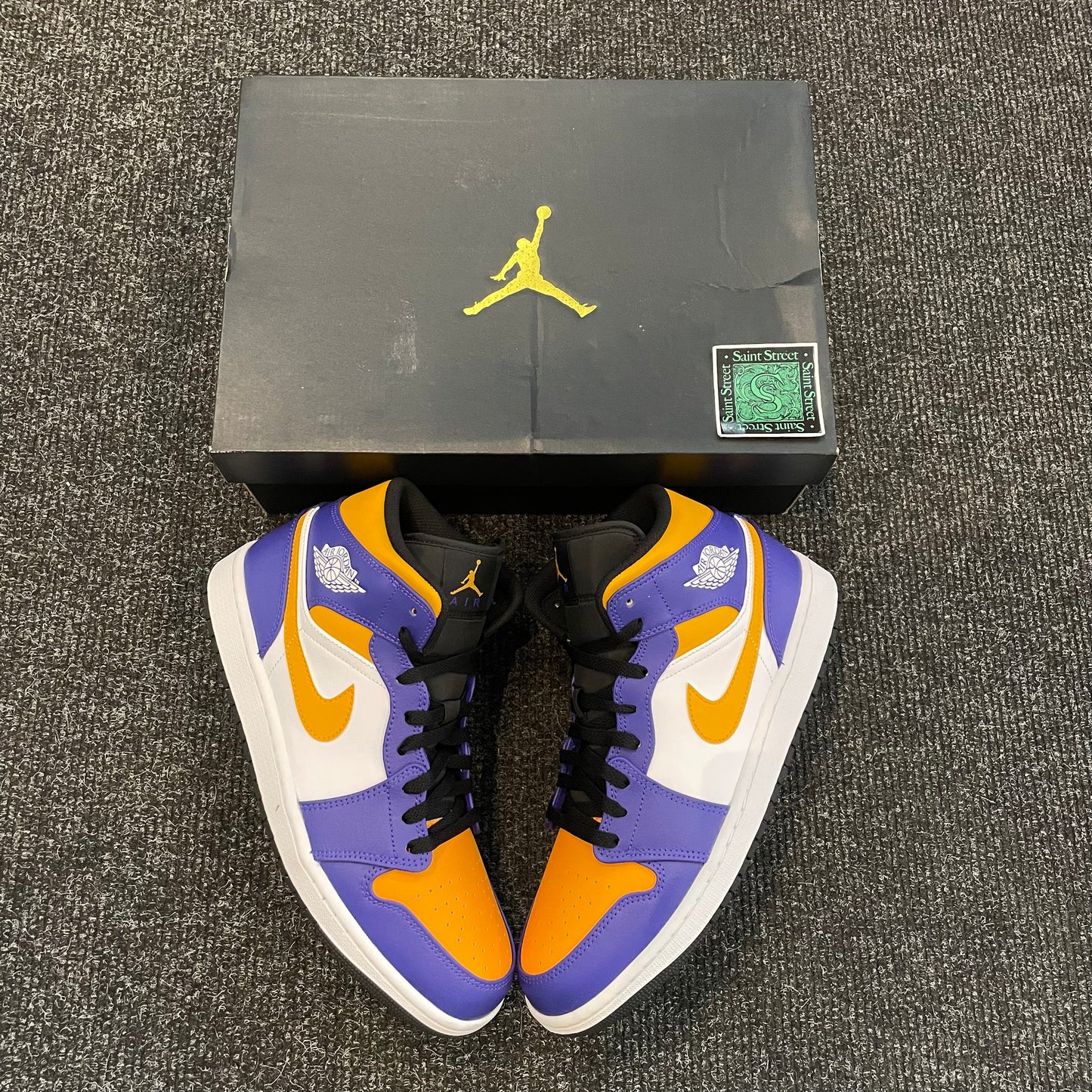 Air Jordan 1 Mid 'LA Lakers'