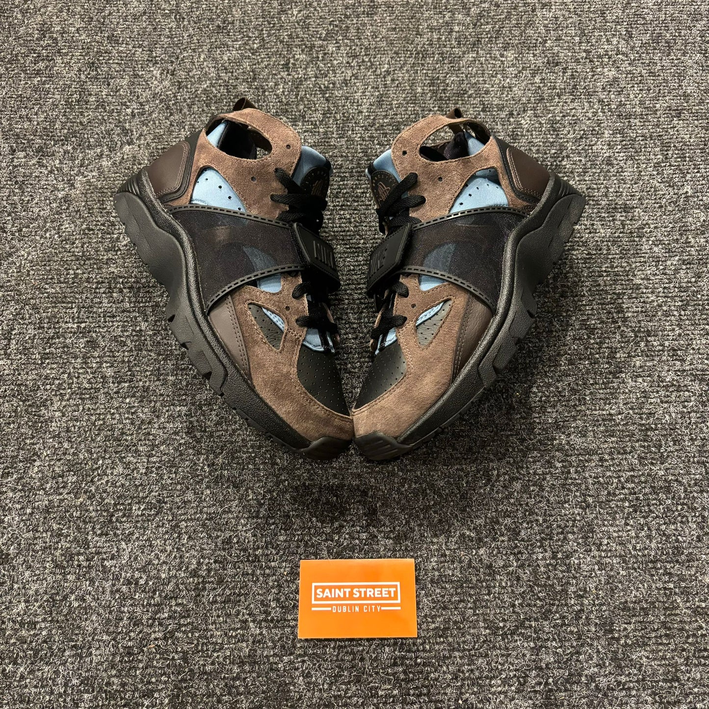 Nike Air Huarache Baroque Brown