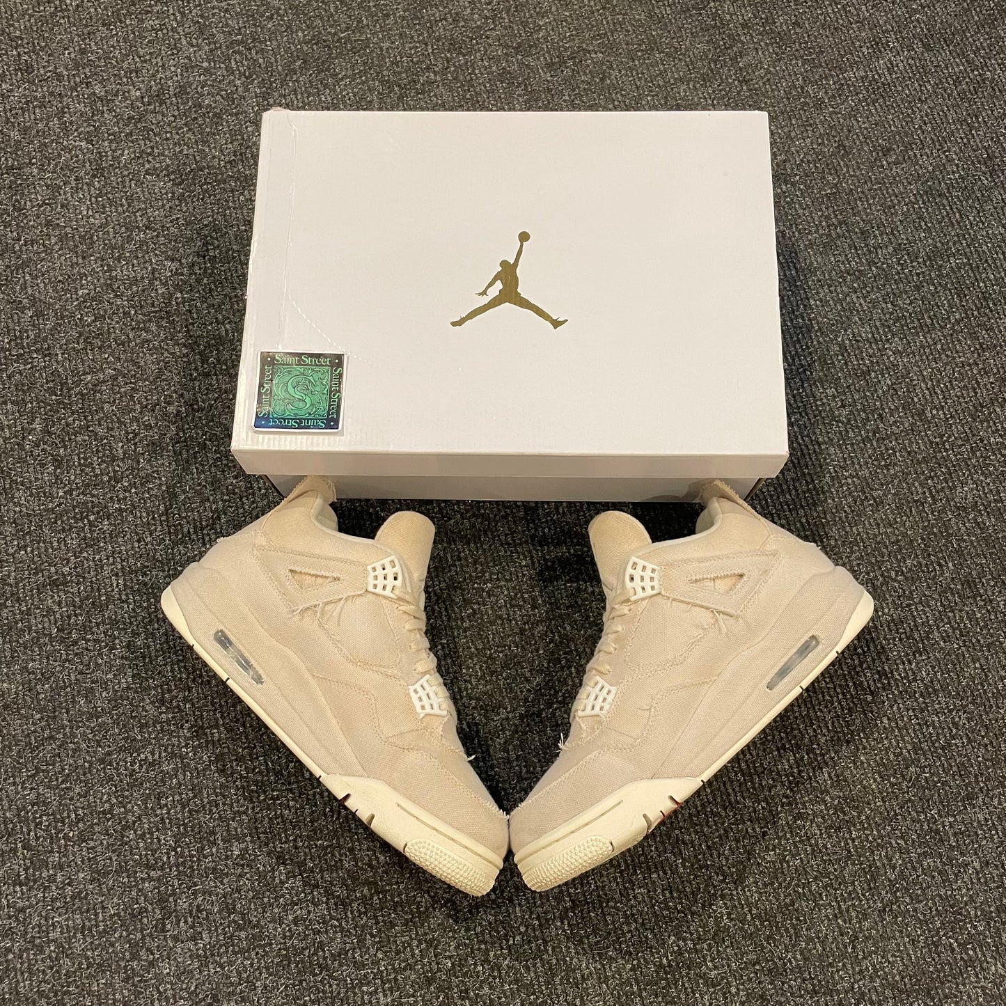 Jordan 4 'White Canvas'
