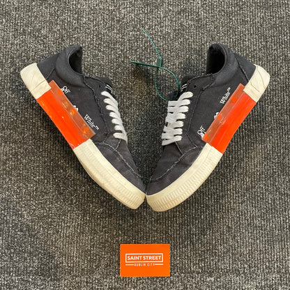 Off White Vulc Sneakers Black/White