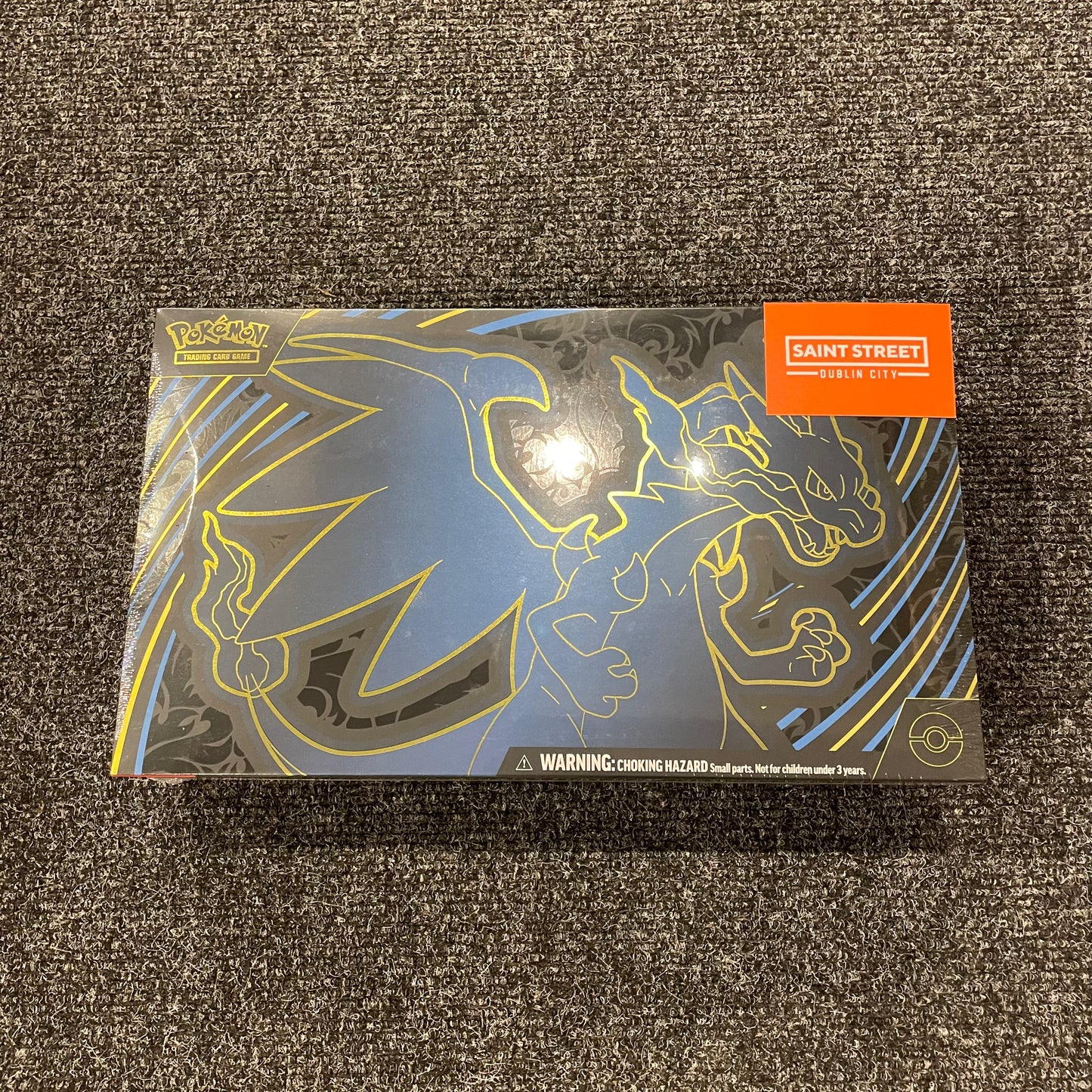 Pokemon Mega Charizard x Ex Ultra Premium Collection