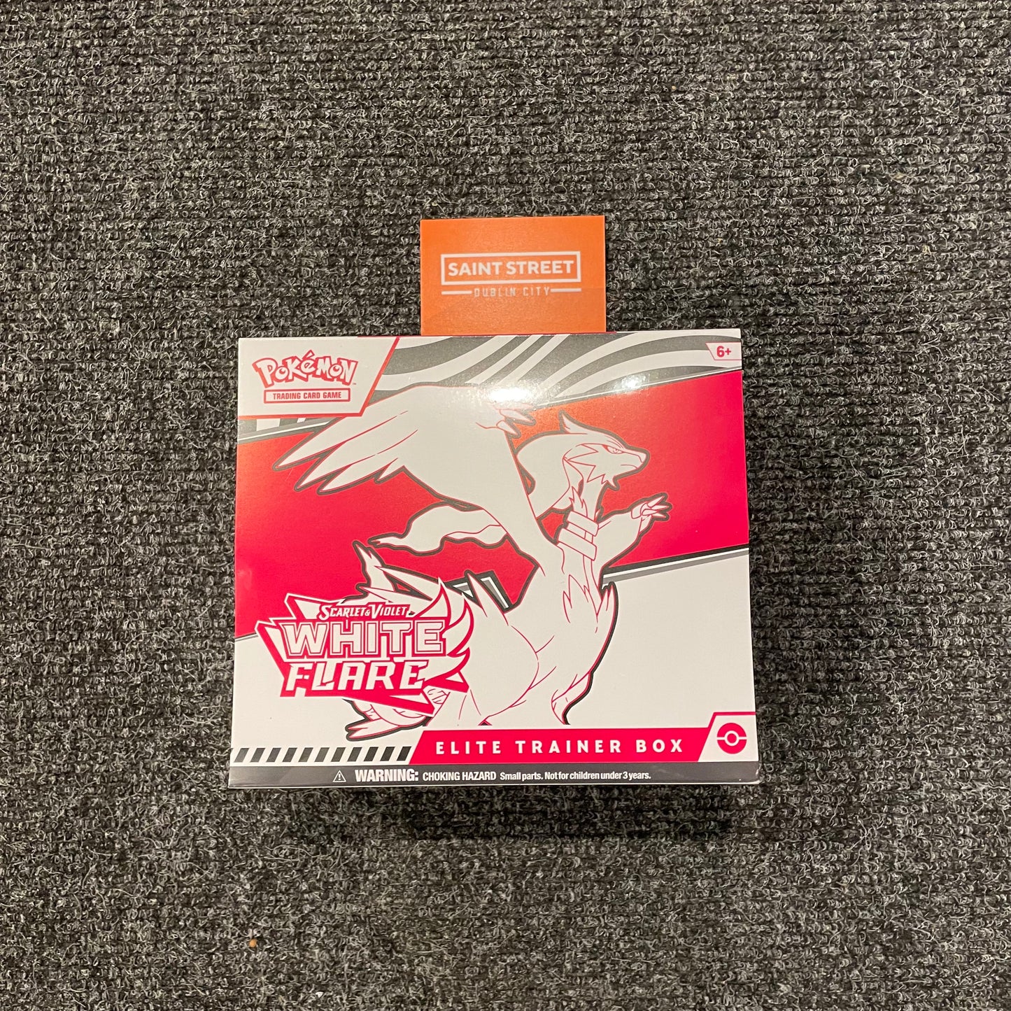 Pokemon Scarlet & Violet White Flare Elite Trainer Box