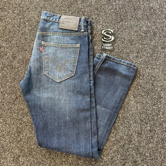 Levis 520 Jeans