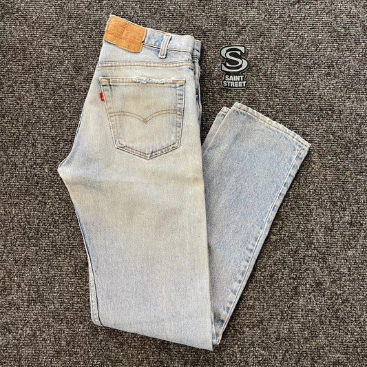 Levis 505 Light Wash