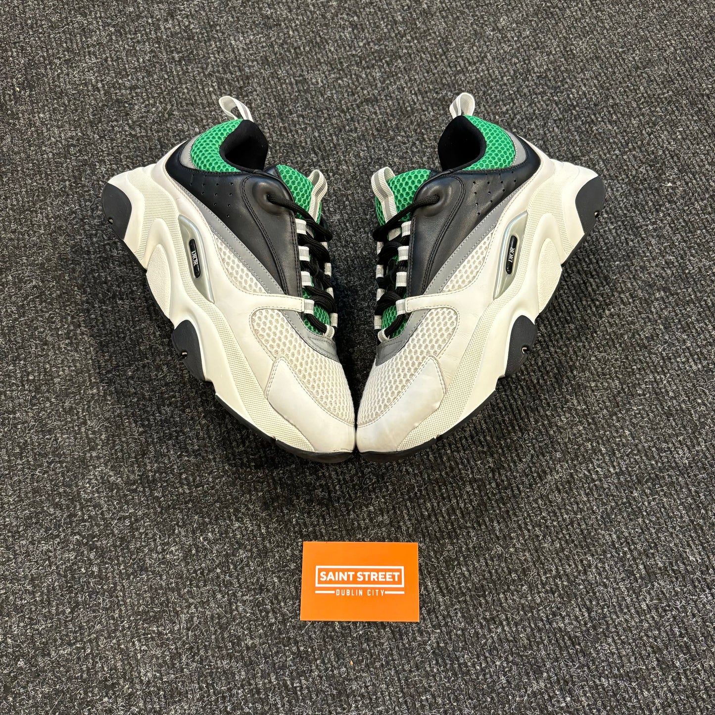 Dior B22 White/Black/Green