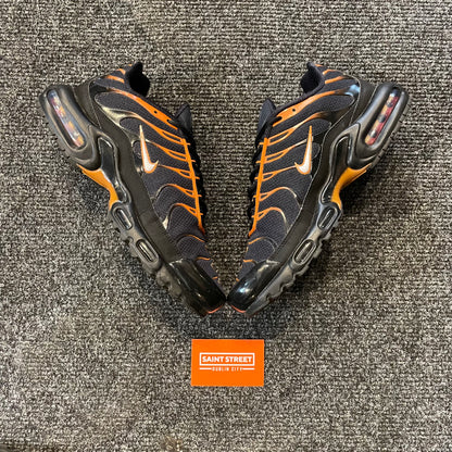 Nike Air Max Plus Black/Orange
