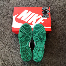 Load image into Gallery viewer, Nike Dunk High &#39;Celtic&#39;
