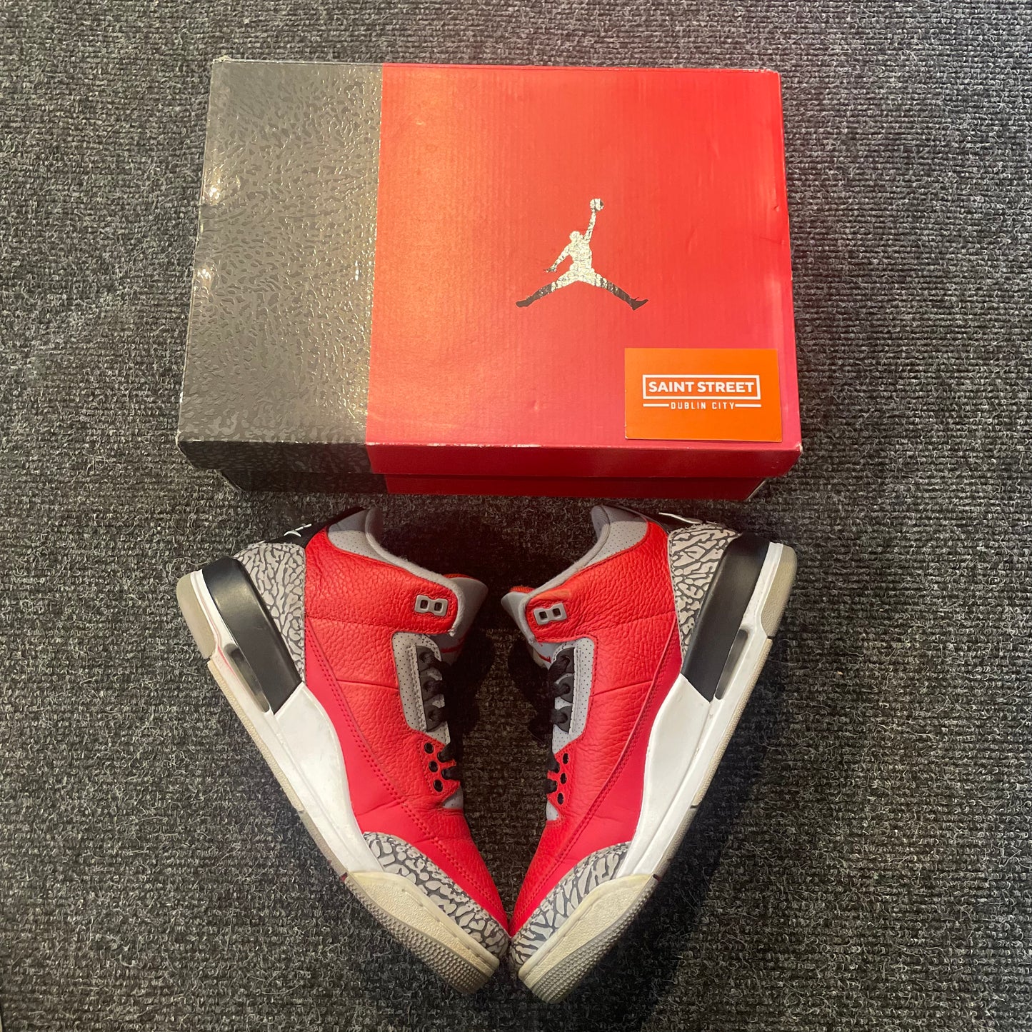 Air Jordan 3 Red Cement