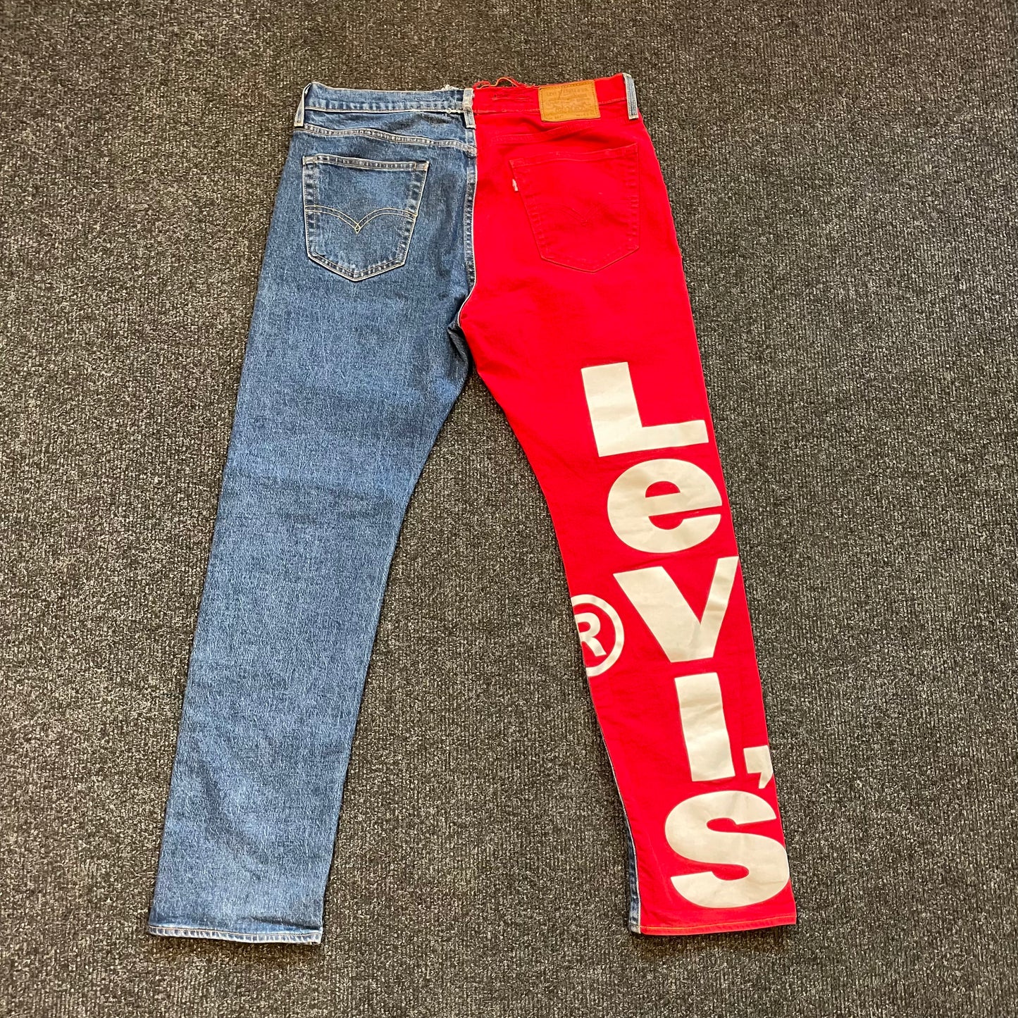 Levis Half Paint Jean