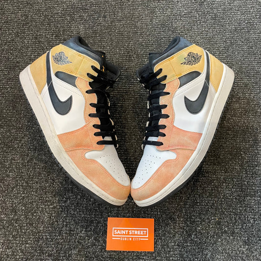 Jordan 1 Mid Coral