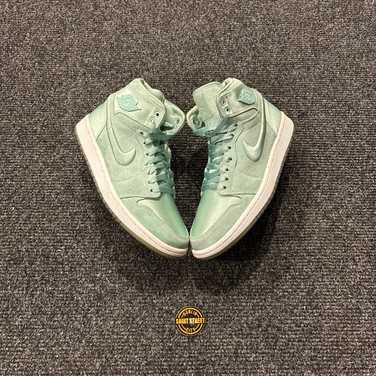 Jordan 1 Mid 'Seasons Of Her' Mint