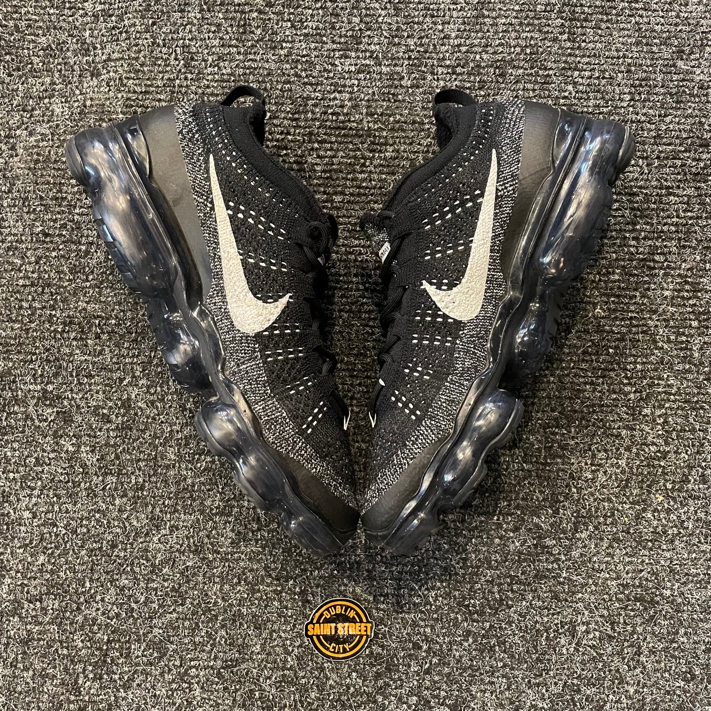 Nike Vapormax Flykint Oreo