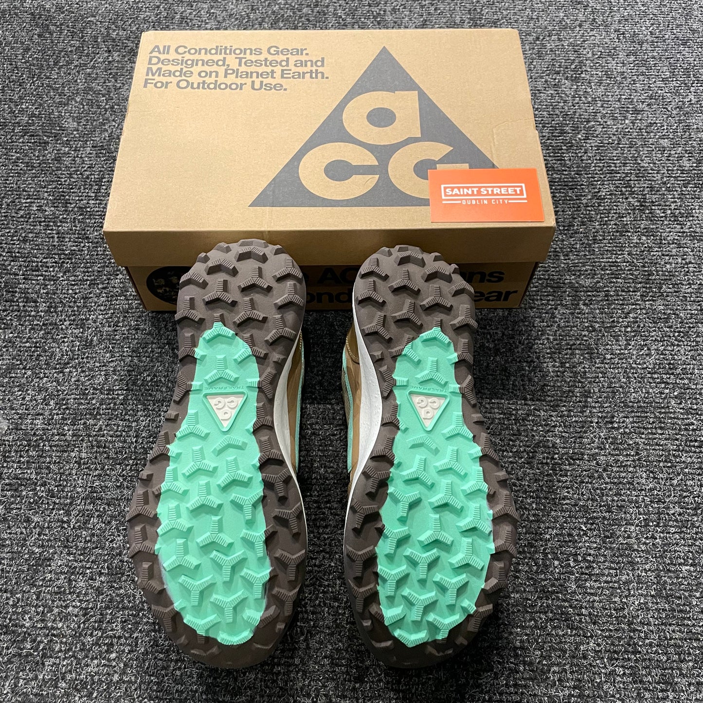 Nike ACG Lowcate