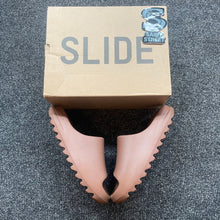 Load image into Gallery viewer, Yeezy Slide &#39;Flax&#39;
