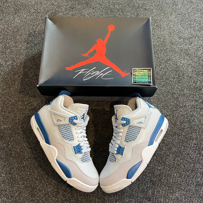 Air Jordan 4 Military Blue